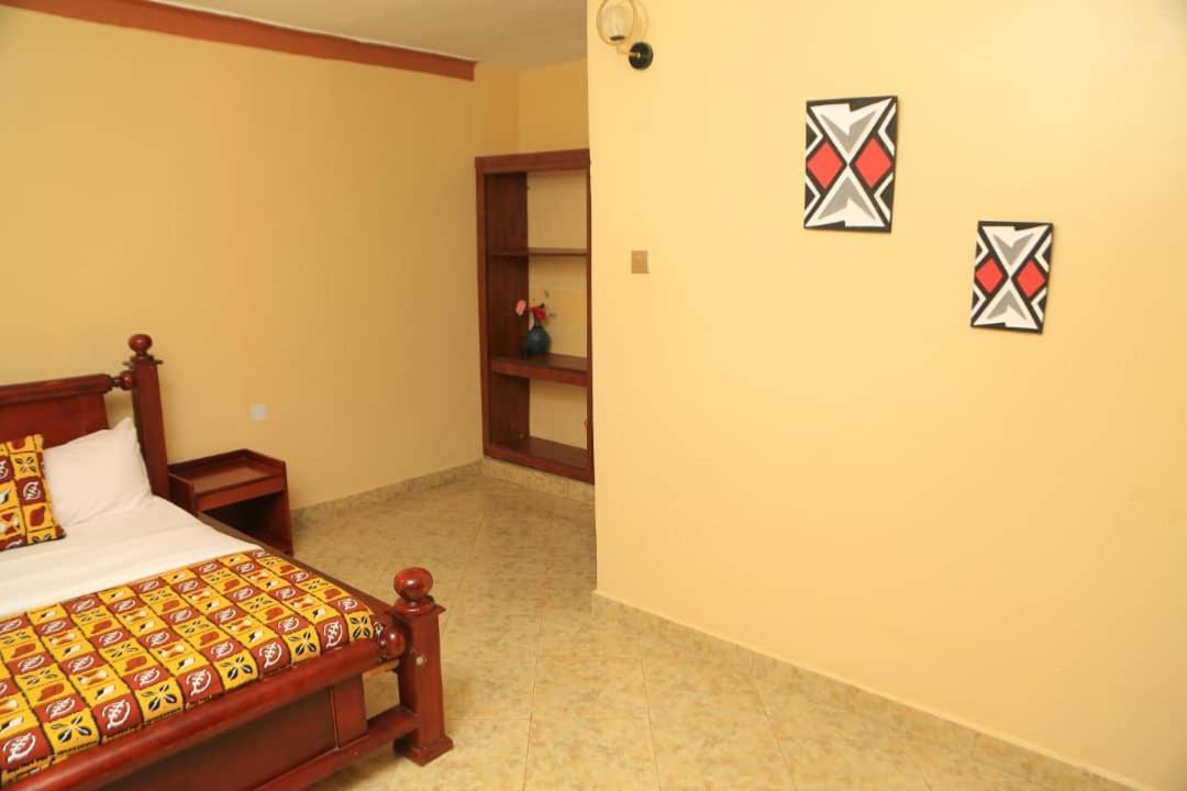 Palm Star Motel Fort Portal Экстерьер фото