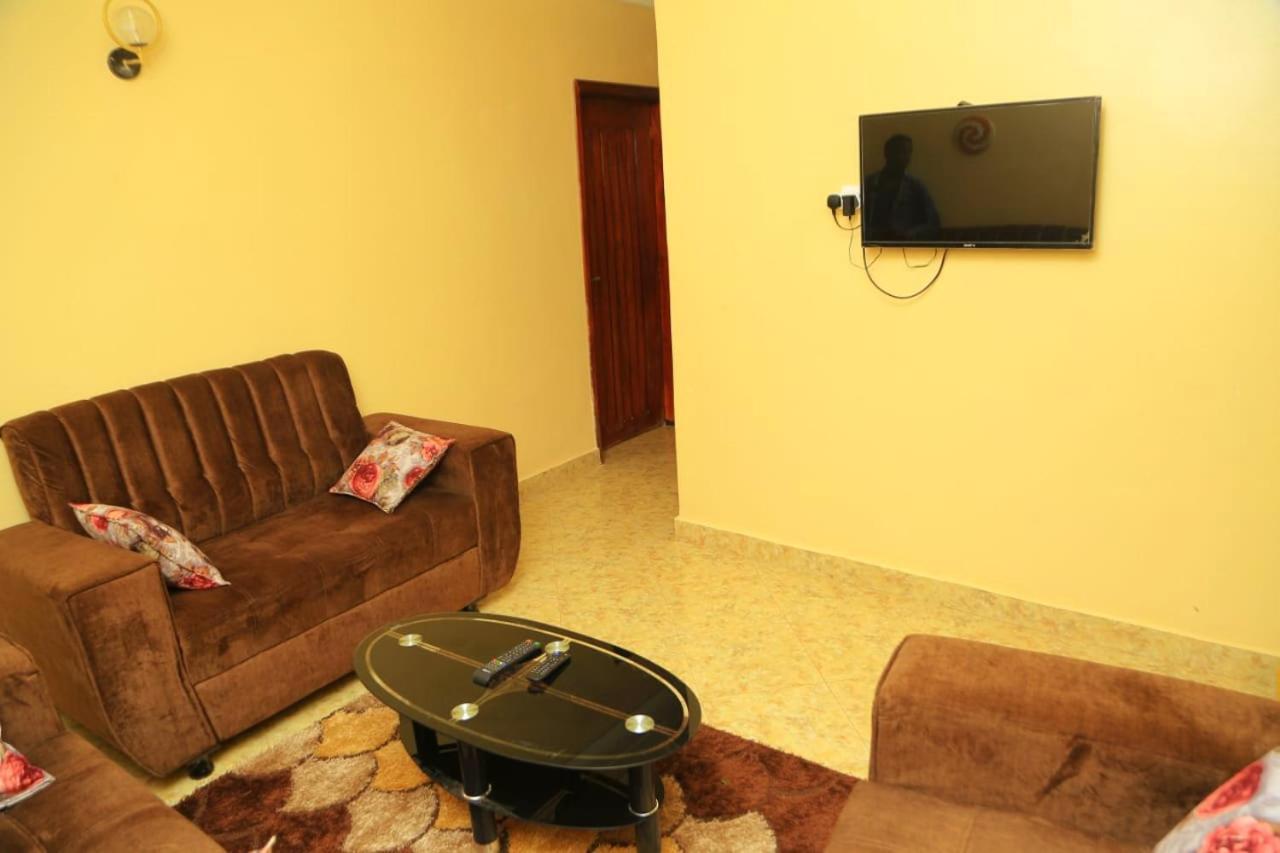 Palm Star Motel Fort Portal Экстерьер фото